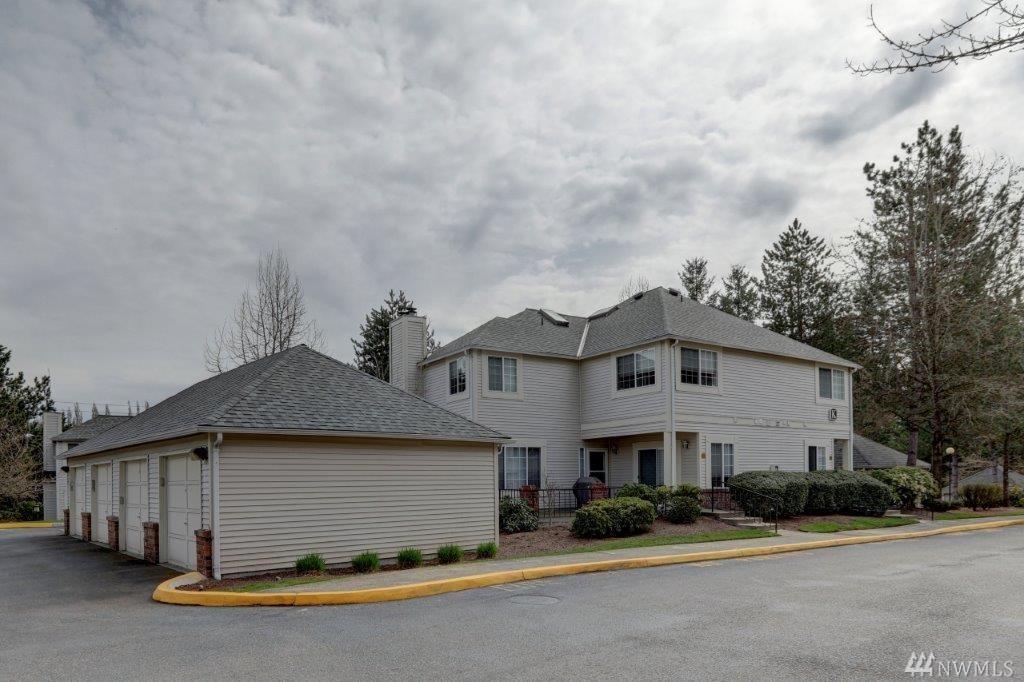 10909 Avondale Rd - Photo 1