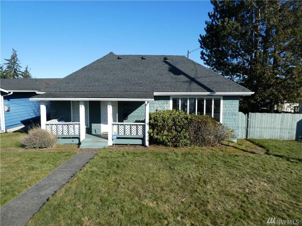 1104 19th Street - Photo 1