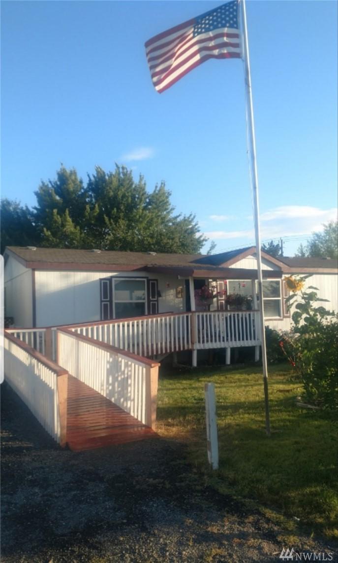 8193 Broad St - Photo 1
