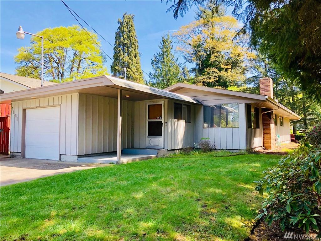 9141 Waverly Dr - Photo 1