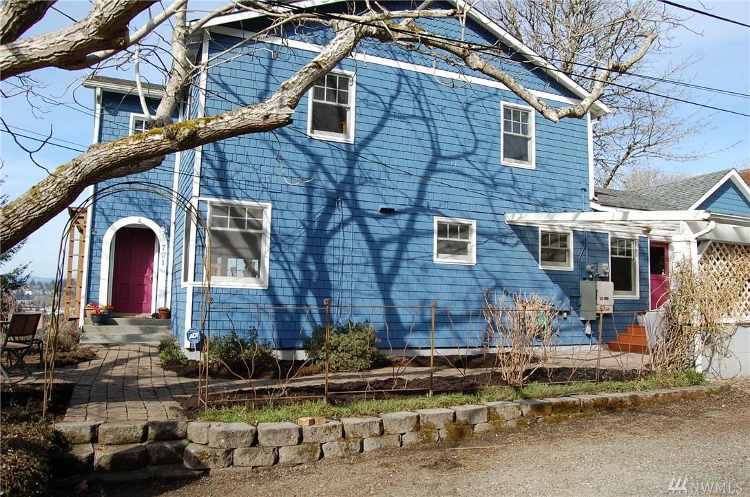 721 Quince St - Photo 1
