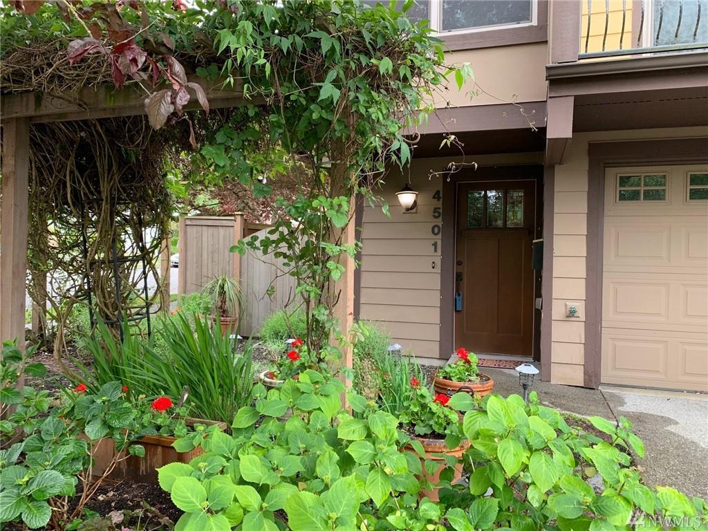 4501 Director St - Photo 1