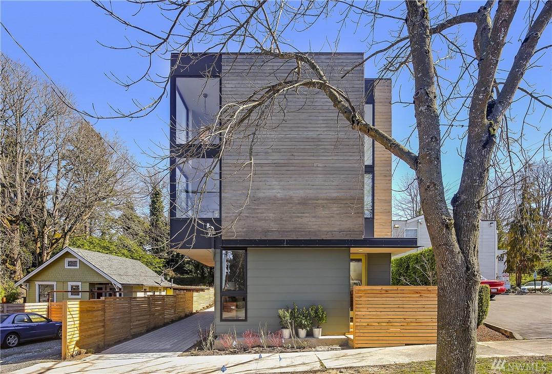 7782 Highland Park Wy - Photo 1