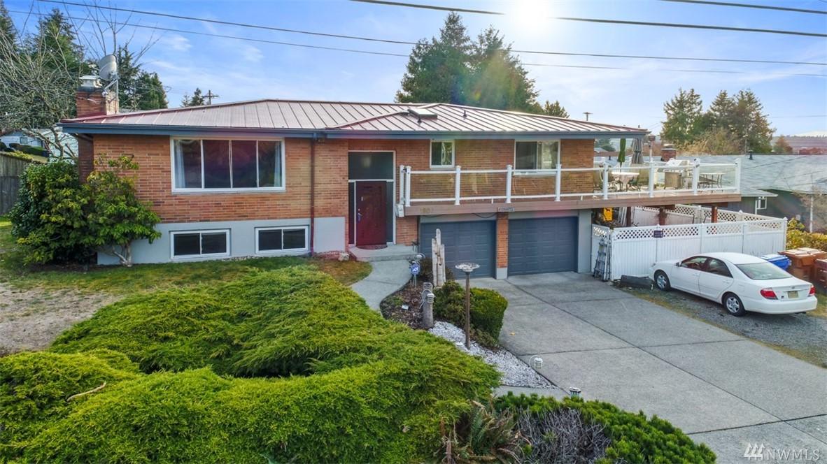 1802 Skyline Dr - Photo 1