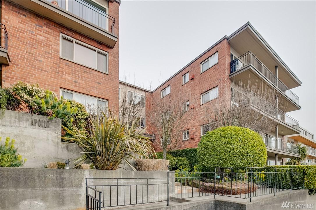 330 Olympic Place - Photo 1