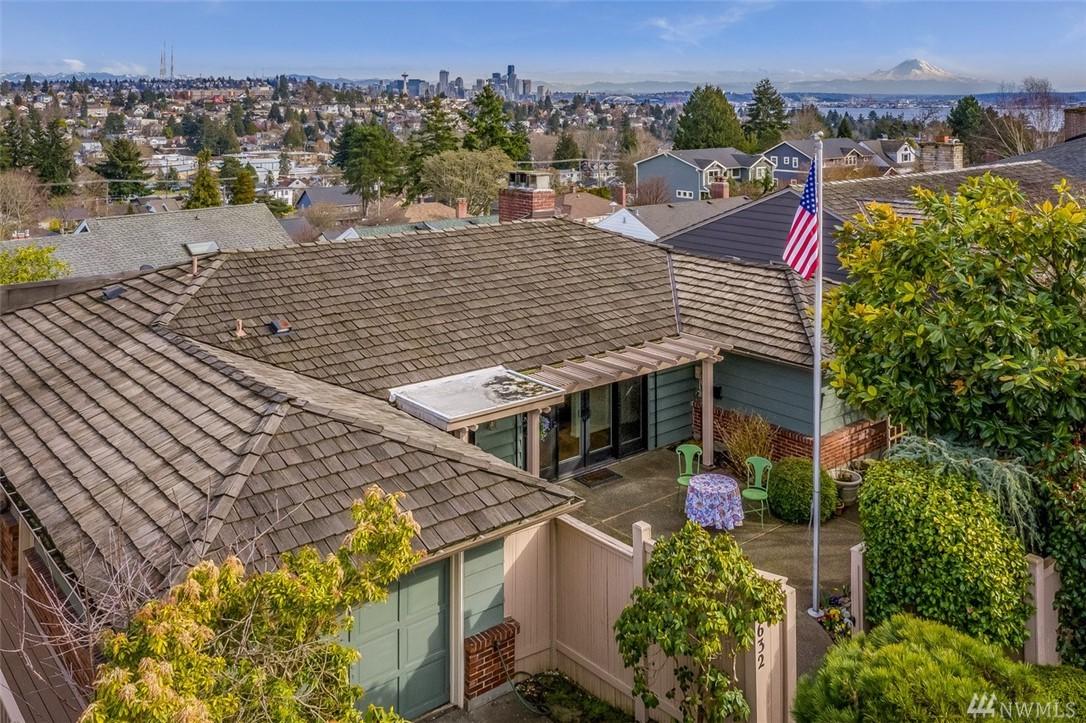 2632 38th Ave - Photo 1