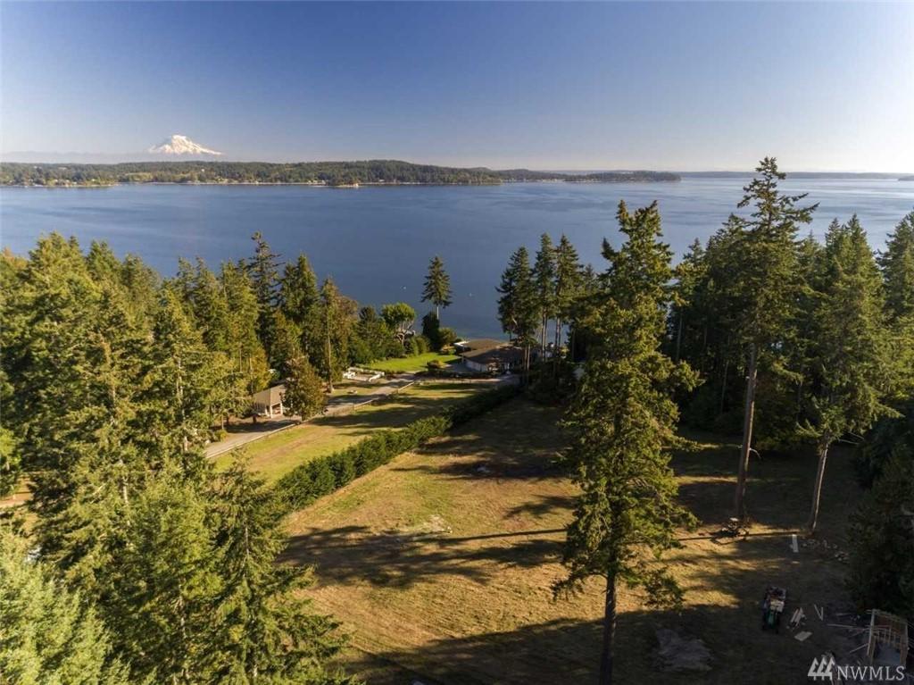 9505 136th Ave - Photo 1
