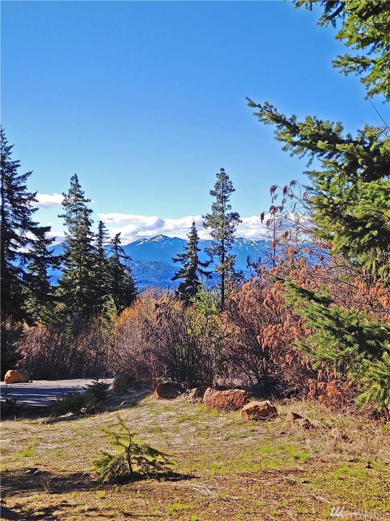 1570 Rocky Mountain Wy - Photo 1