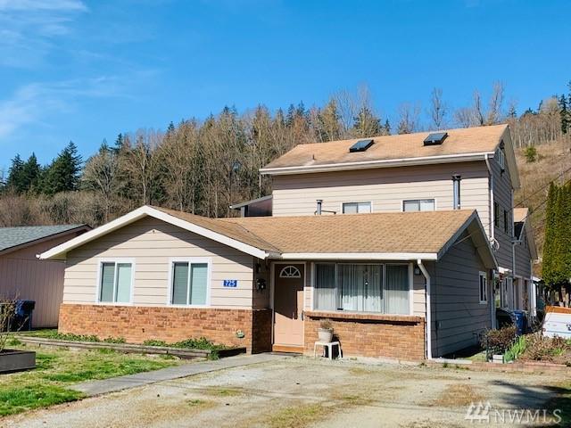 725 Magnolia Ave - Photo 1