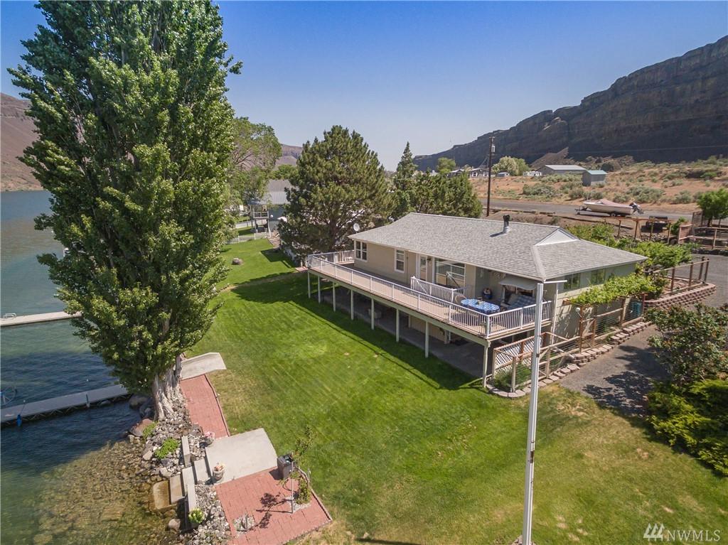 31986 Lakeview Rd - Photo 1