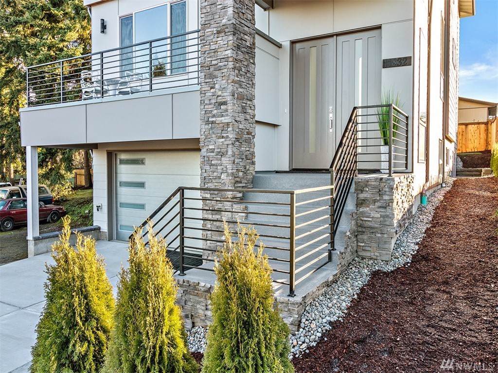 11838 79th Ave - Photo 1
