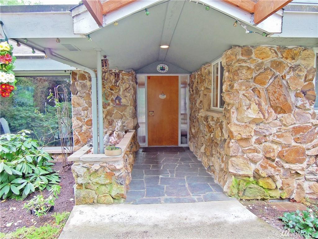 35 Front St - Photo 1
