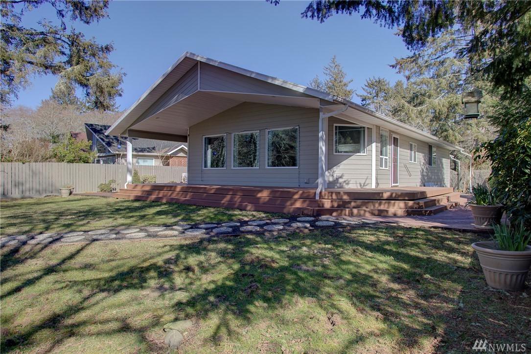 845 Hassalo Ave - Photo 1