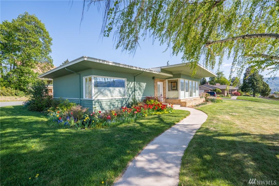 1321 Arbor Terr - Photo 1