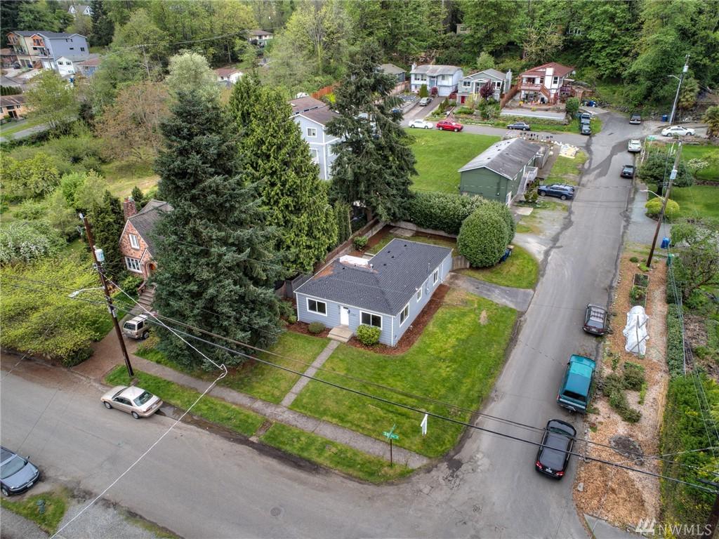 5303 32nd Ave - Photo 1