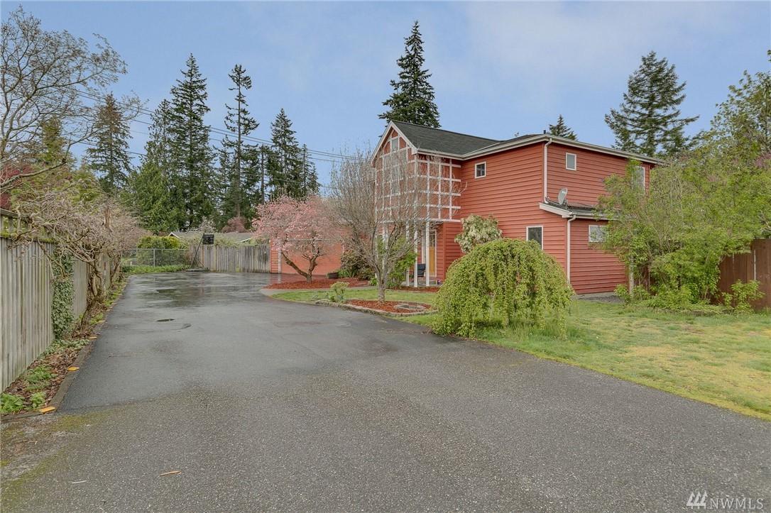 233 Joann Lane - Photo 1