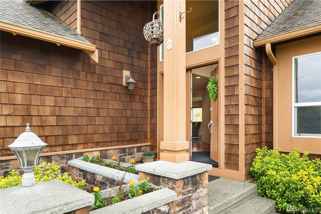 18016 104th St - Photo 1