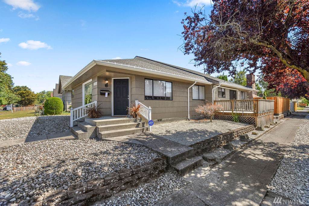 602 24th Ave - Photo 1