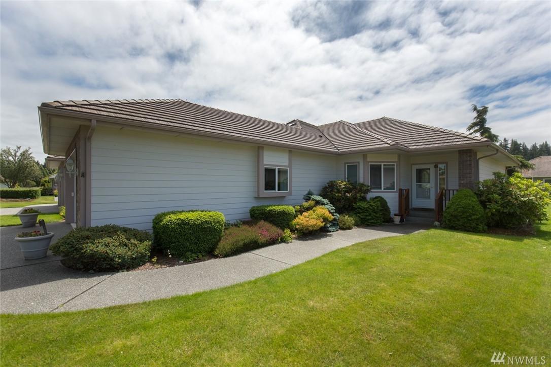 361 Blakely Blvd - Photo 1