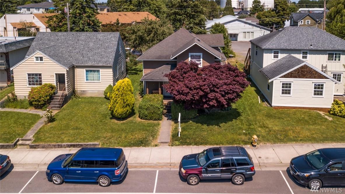 2072 Main St - Photo 1