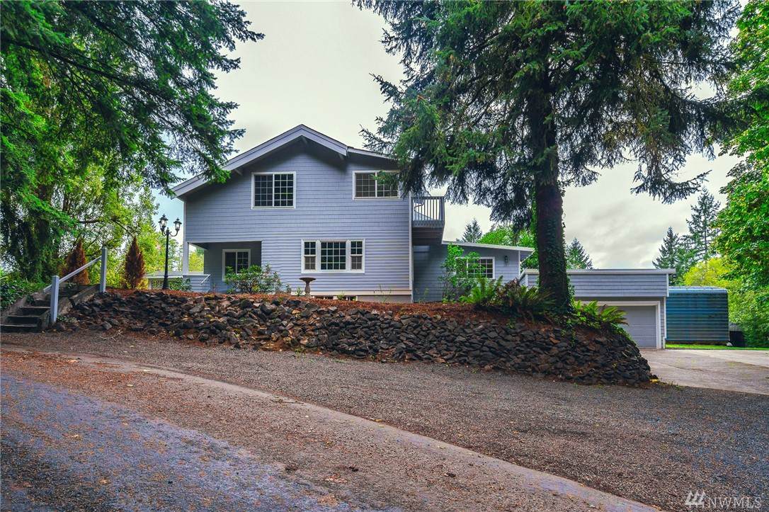 504 Clark Ave - Photo 1
