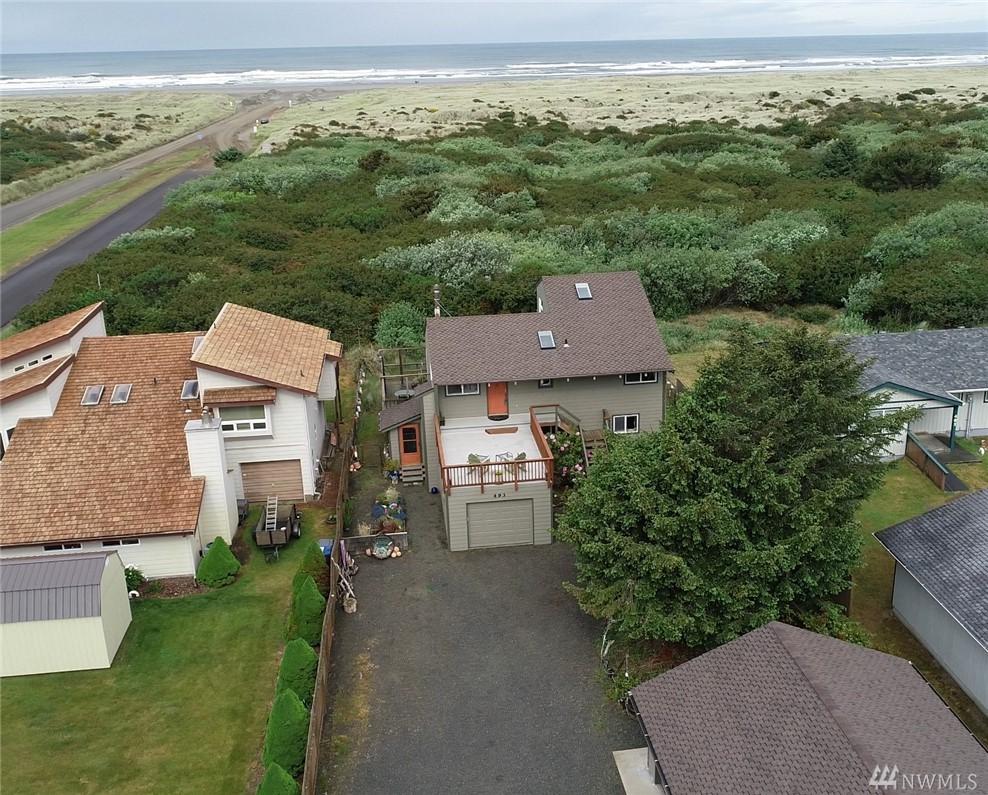 493 Sand Dune Ave - Photo 1