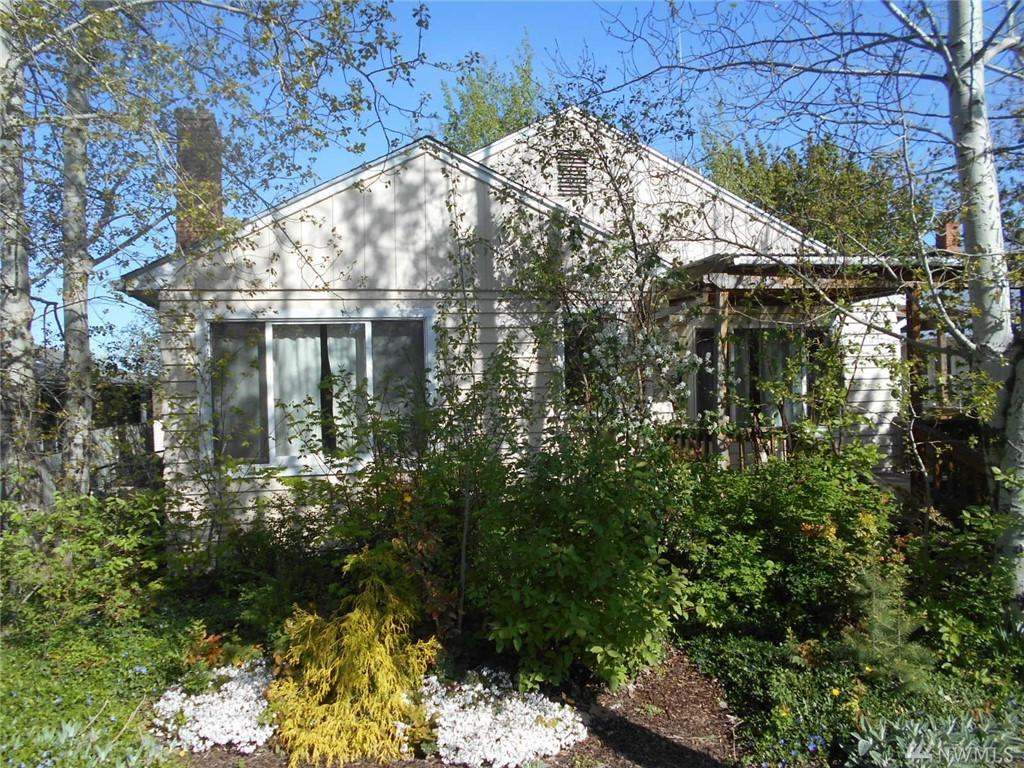 308 5th Ave - Photo 1