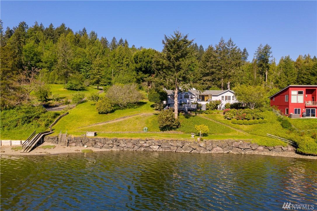 14703 Goodrich Dr - Photo 1