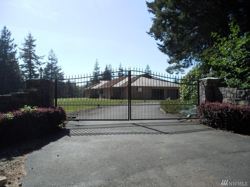 304 Summit Ave - Photo 1