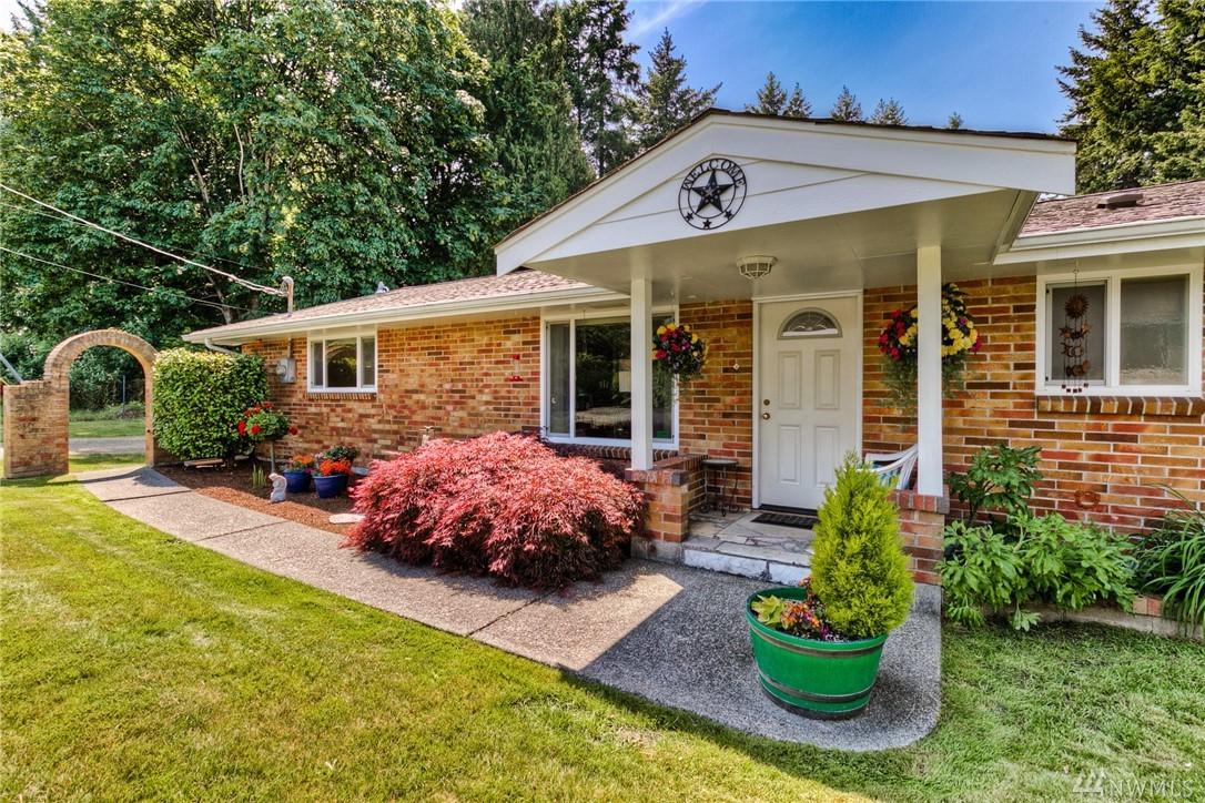 5326 36th Ave - Photo 1