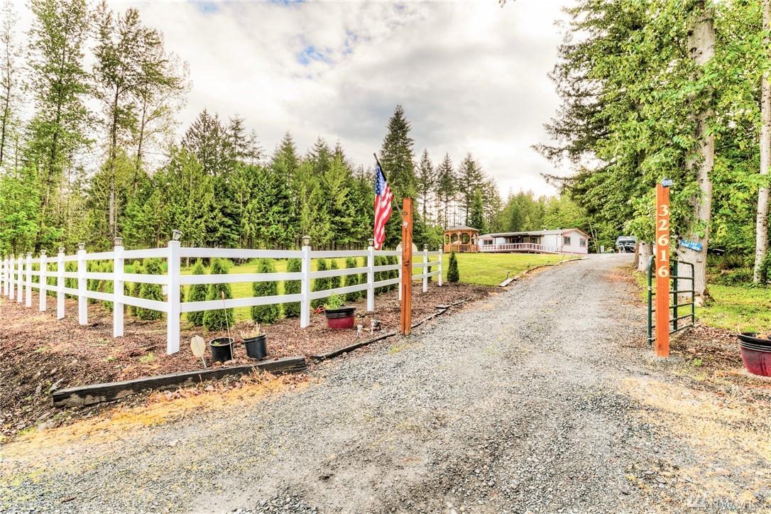 32616 129th Ave - Photo 1