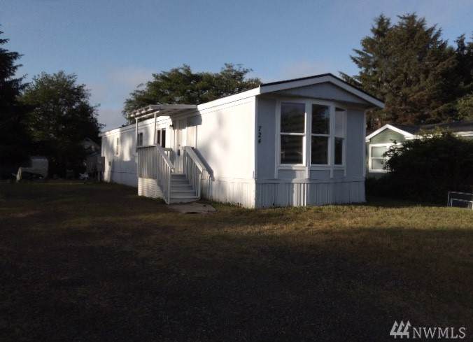 724 Edgewood Ave - Photo 1