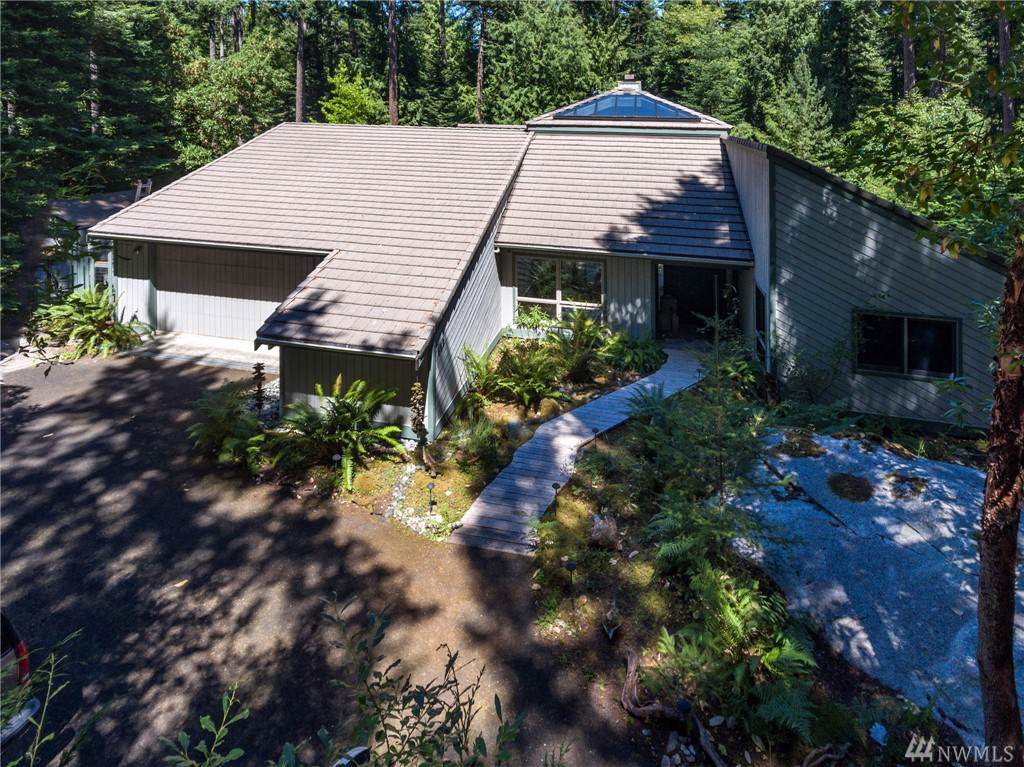 569 Island Dr - Photo 1