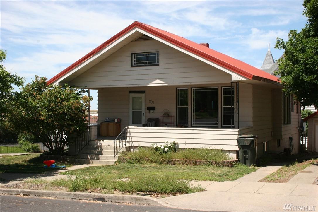 201 3rd Ave - Photo 1