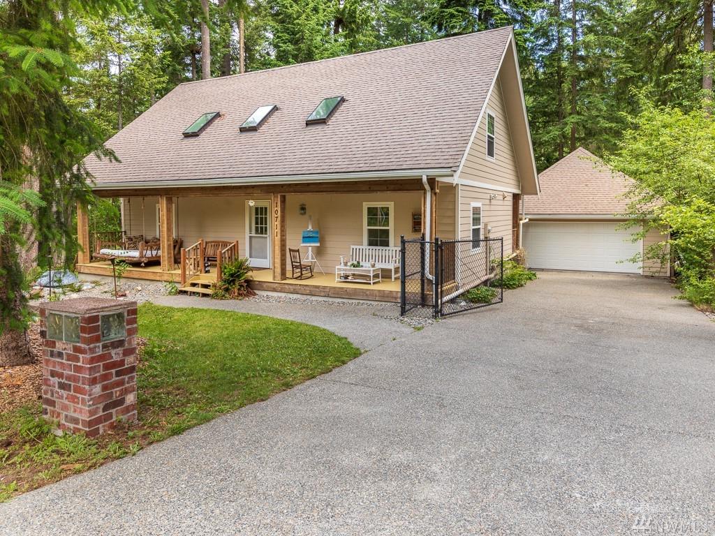 10711 Pioneer Dr - Photo 1