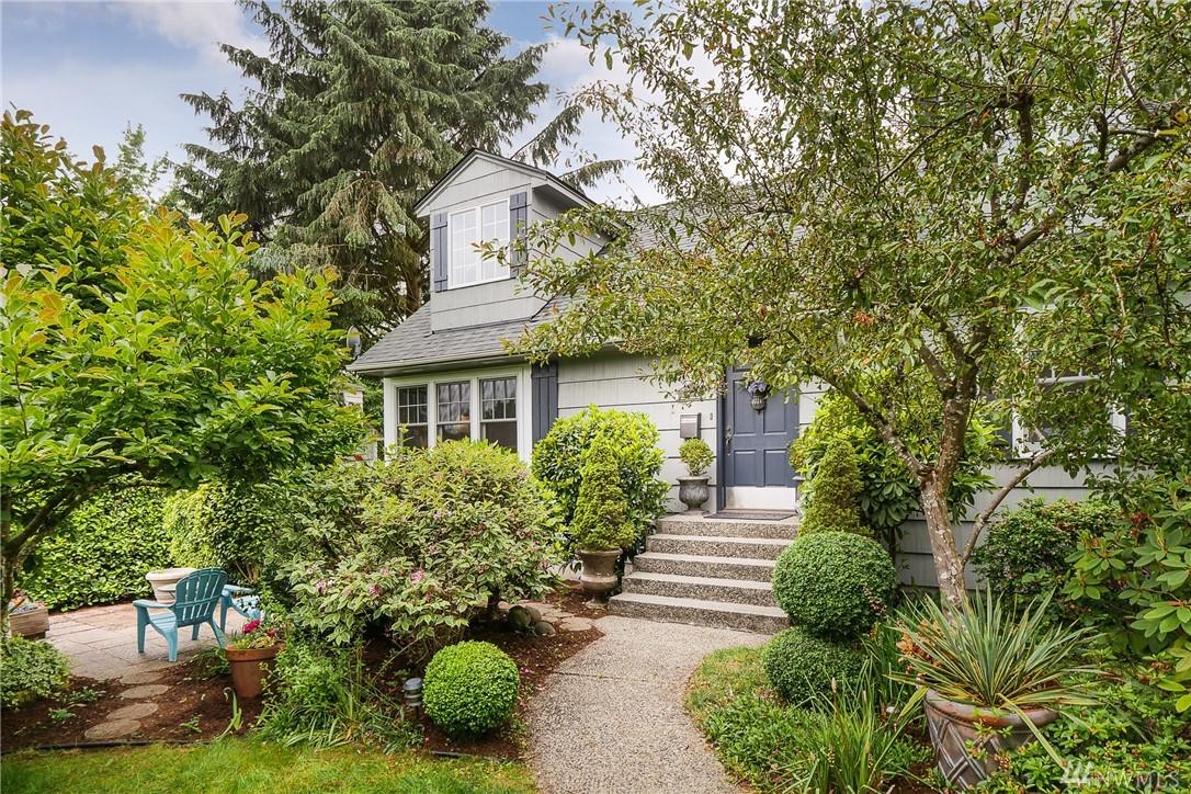 7409 55TH Ave - Photo 1