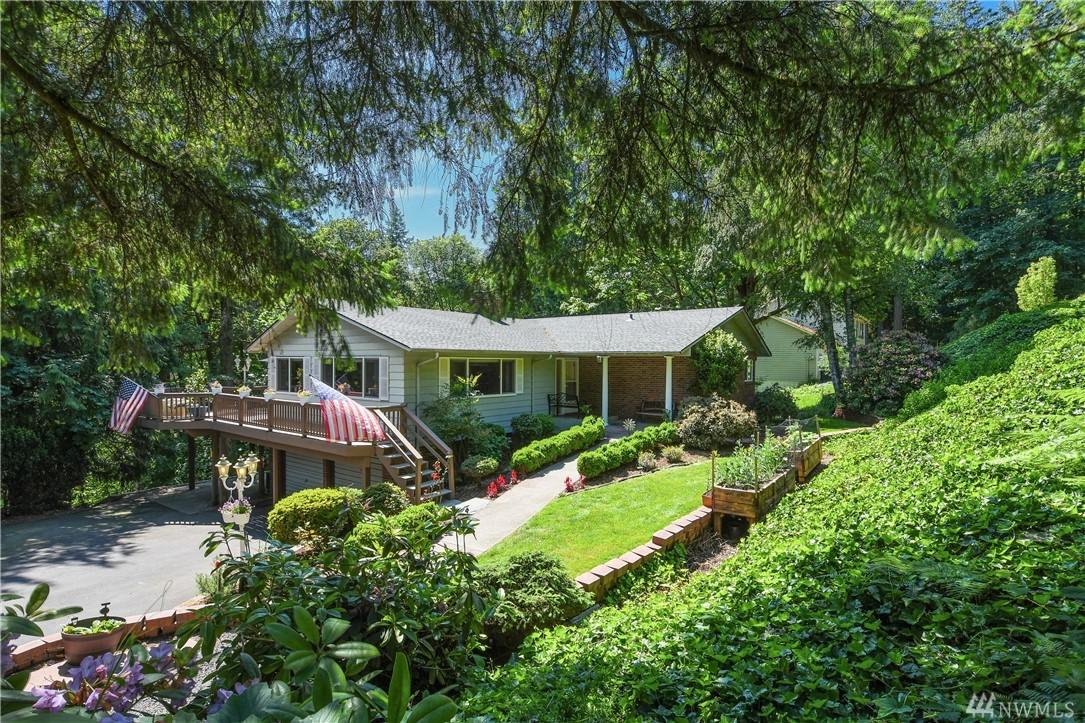 2403 Lynnwood Dr - Photo 1