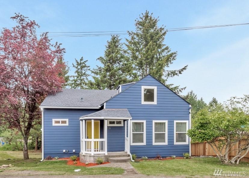 216 Euclid Ave - Photo 1