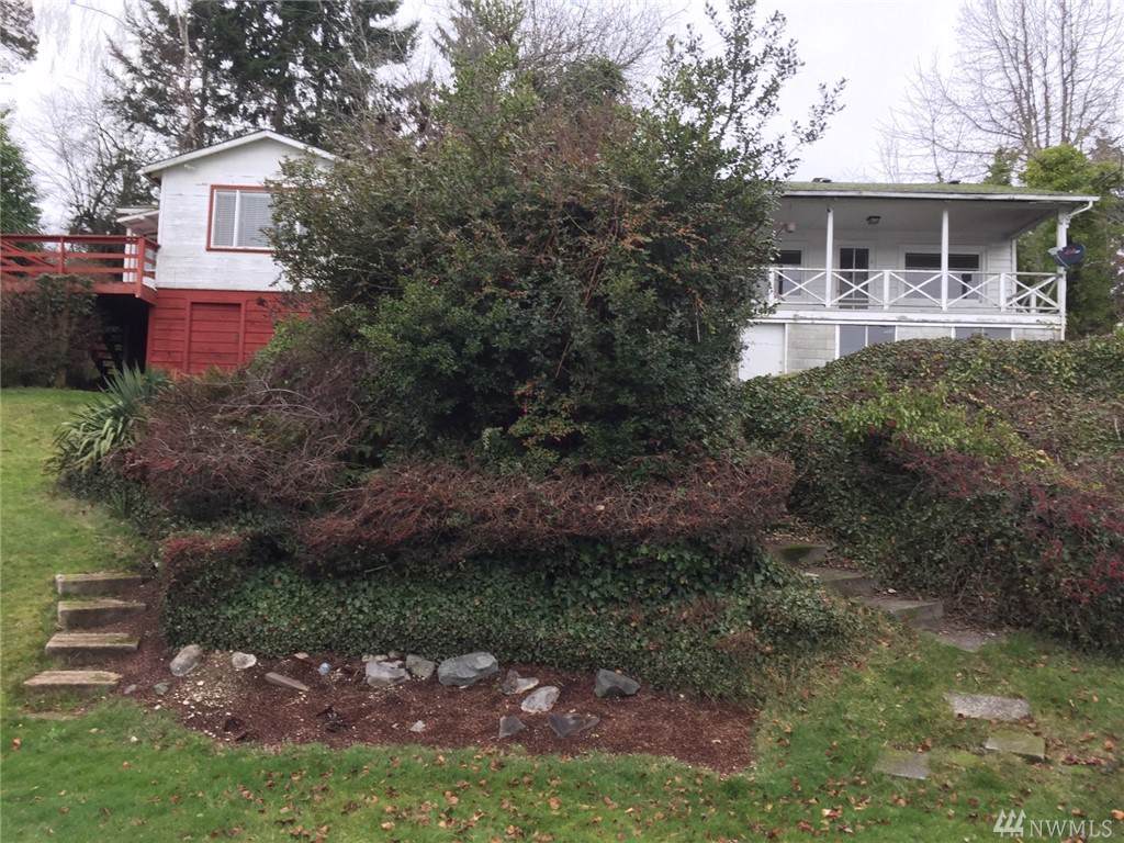 525 Lake Louise Dr - Photo 1