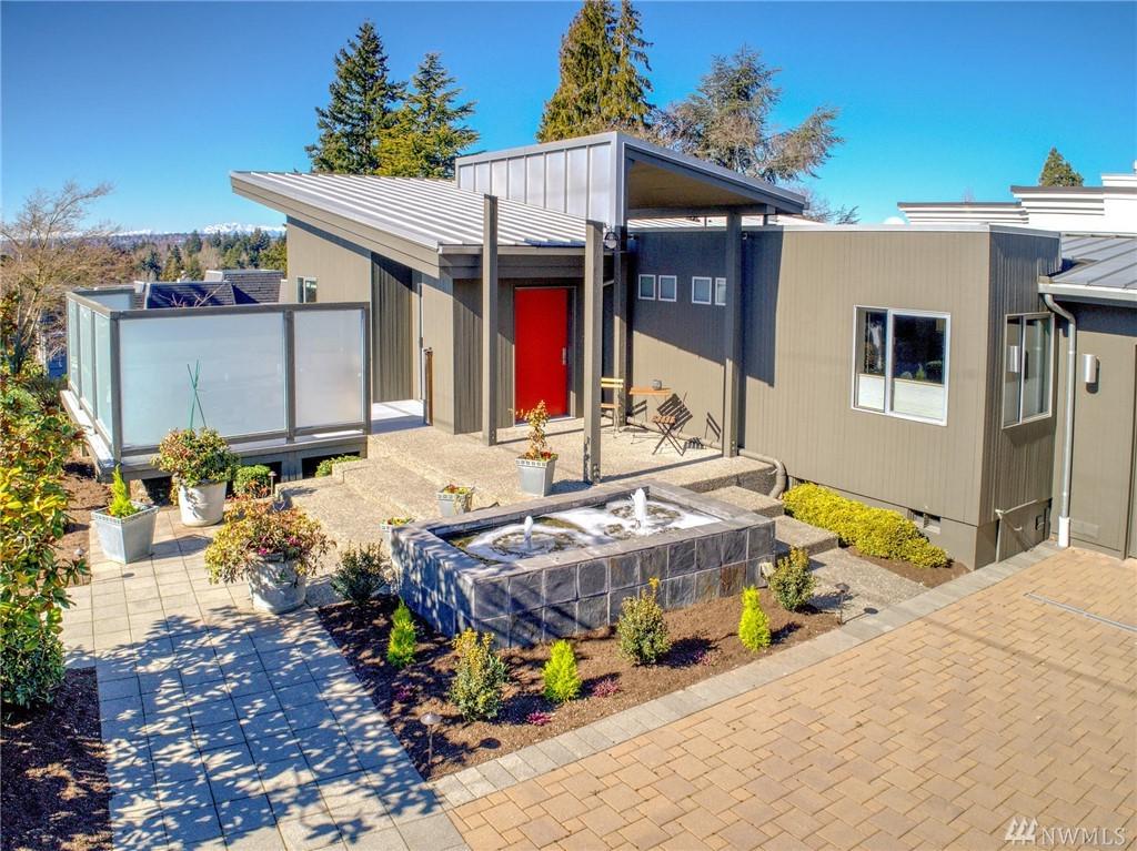 806 84th Ave - Photo 1