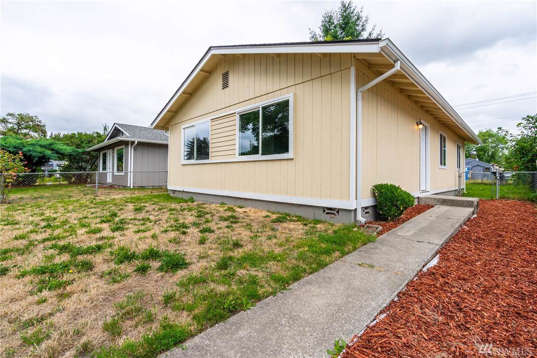 259 17th Ave - Photo 1