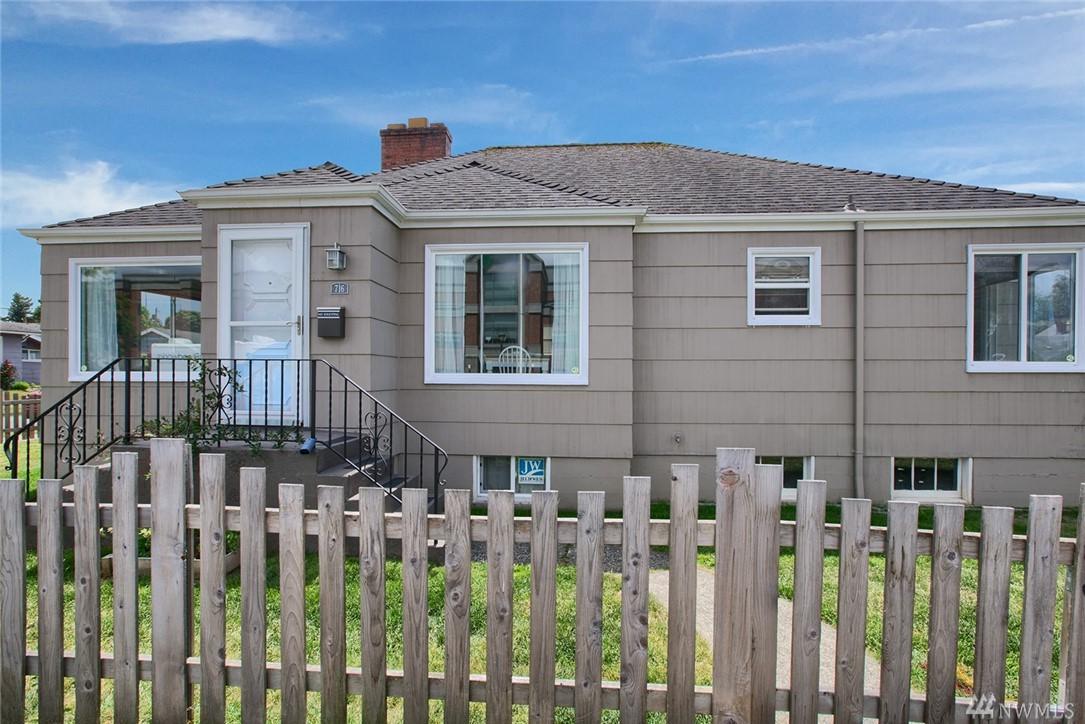 716 Main St - Photo 1