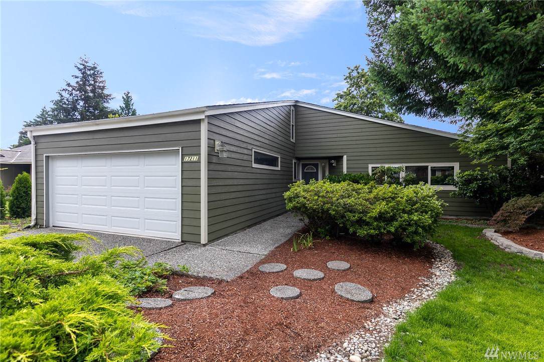 17211 160th Ave - Photo 1
