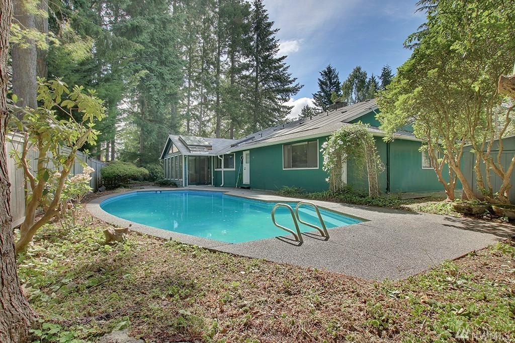 7310 91st Ave - Photo 1