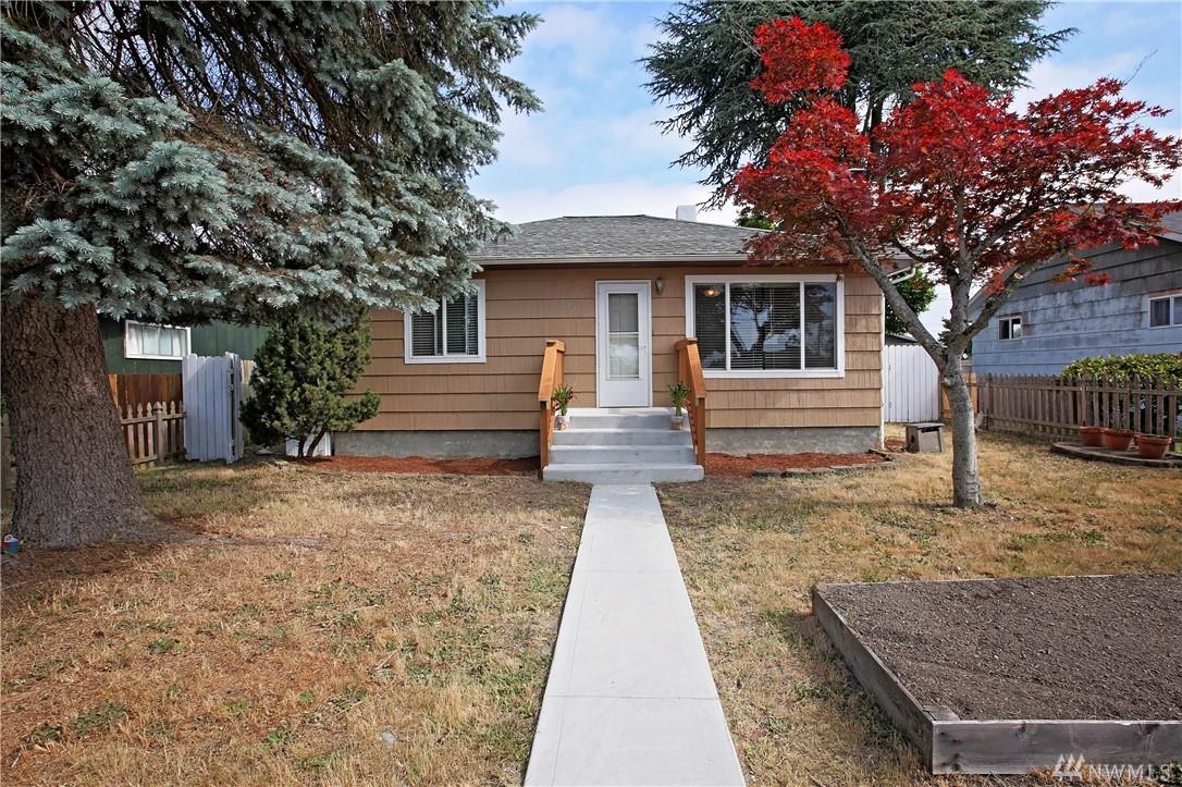 2116 Warner St - Photo 1