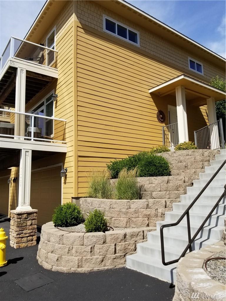 9245 Red Cliff Dr - Photo 1