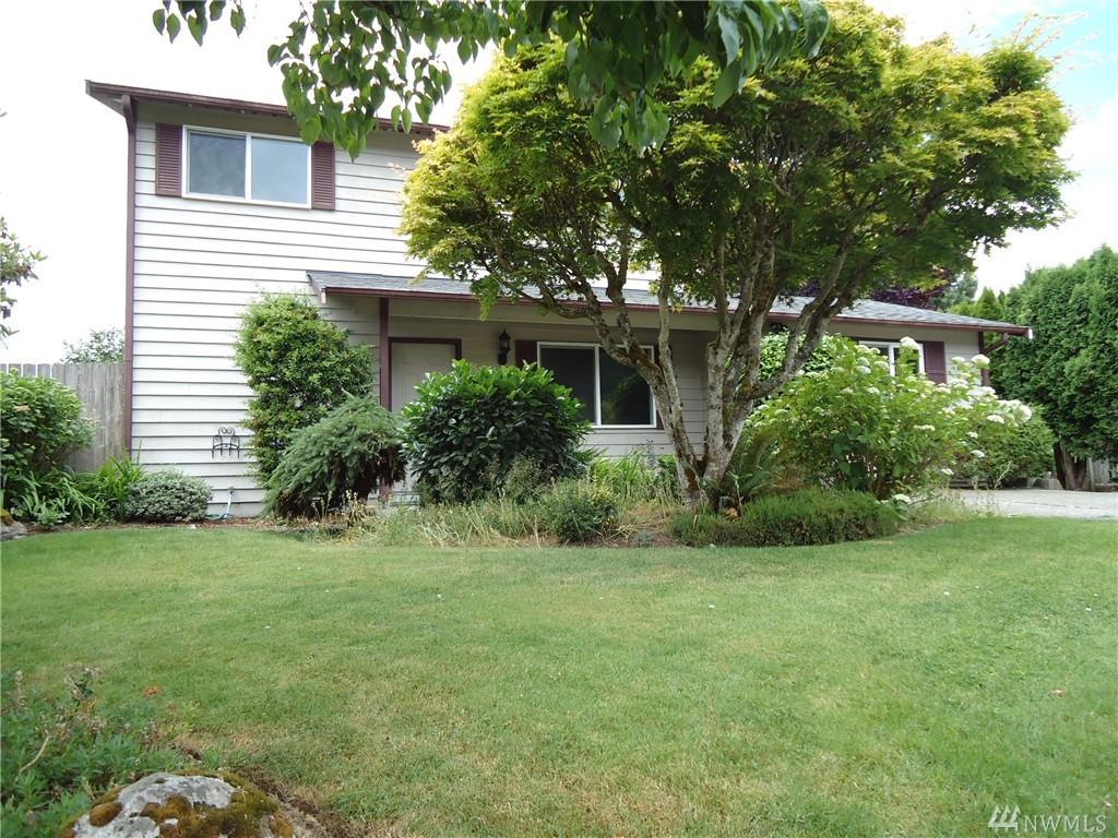 1913 Riverview Dr - Photo 1