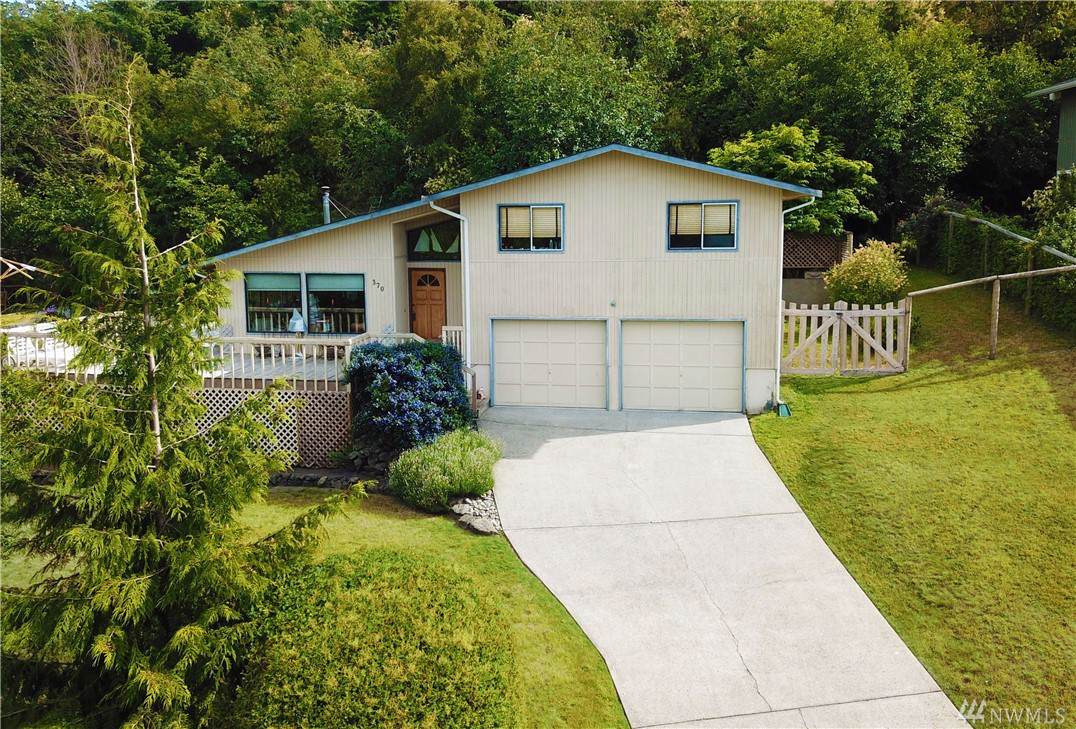 370 Lupine Dr - Photo 1
