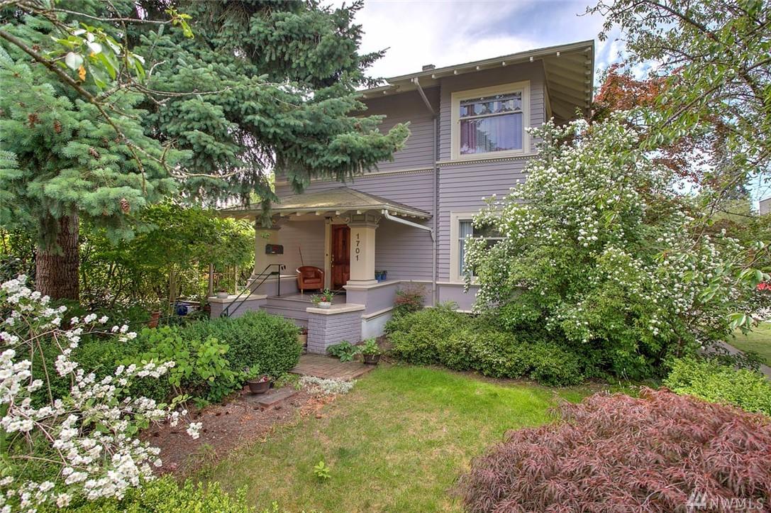 1701 John St - Photo 1
