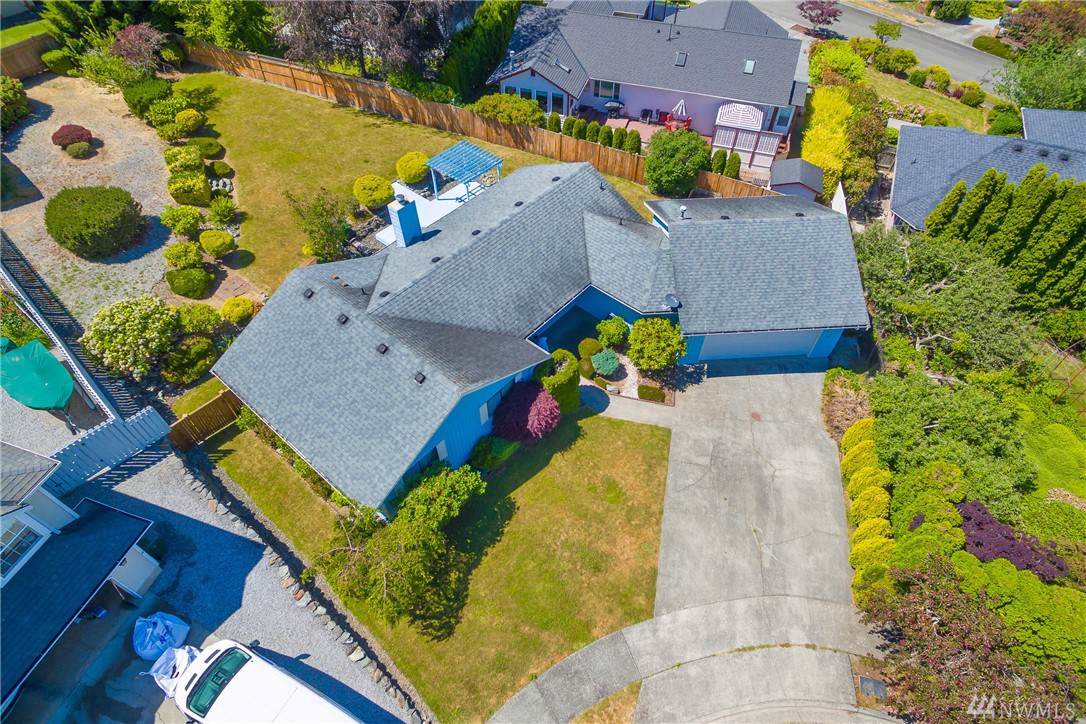 706 Willow Ct - Photo 1